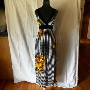 Enfocus Studio Navy and White Halter Sundress Maxi